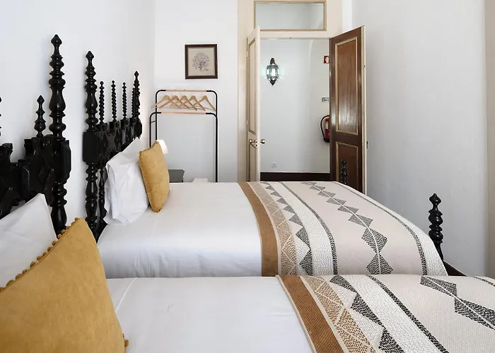 Se Heritage * أنغرا دو إِراويزو